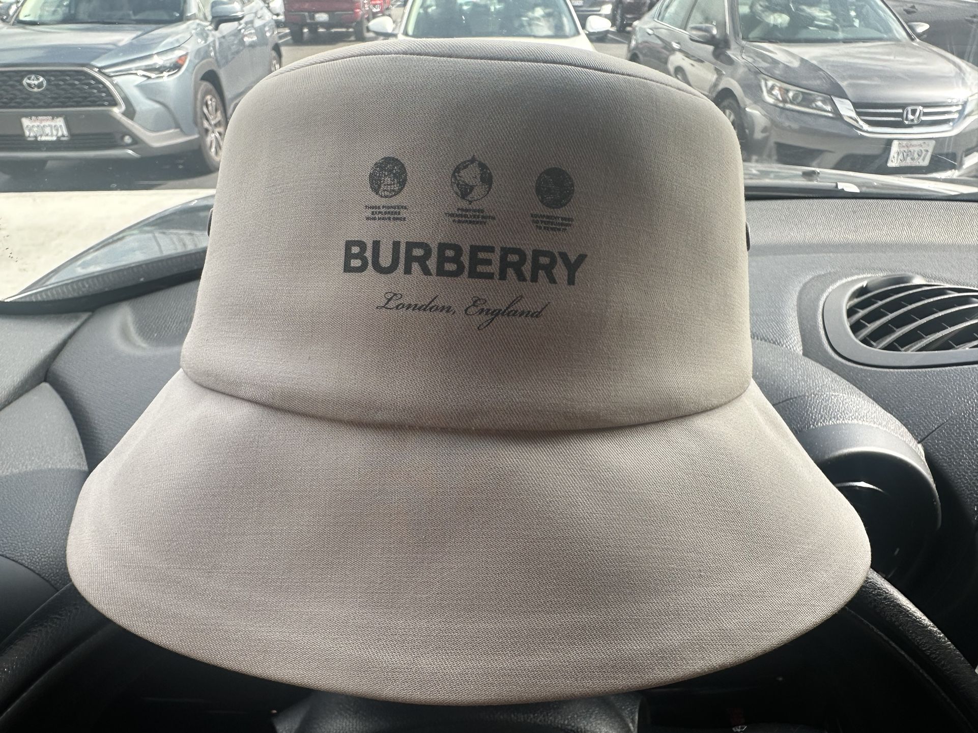 Burberry Bucket Hat Size XL