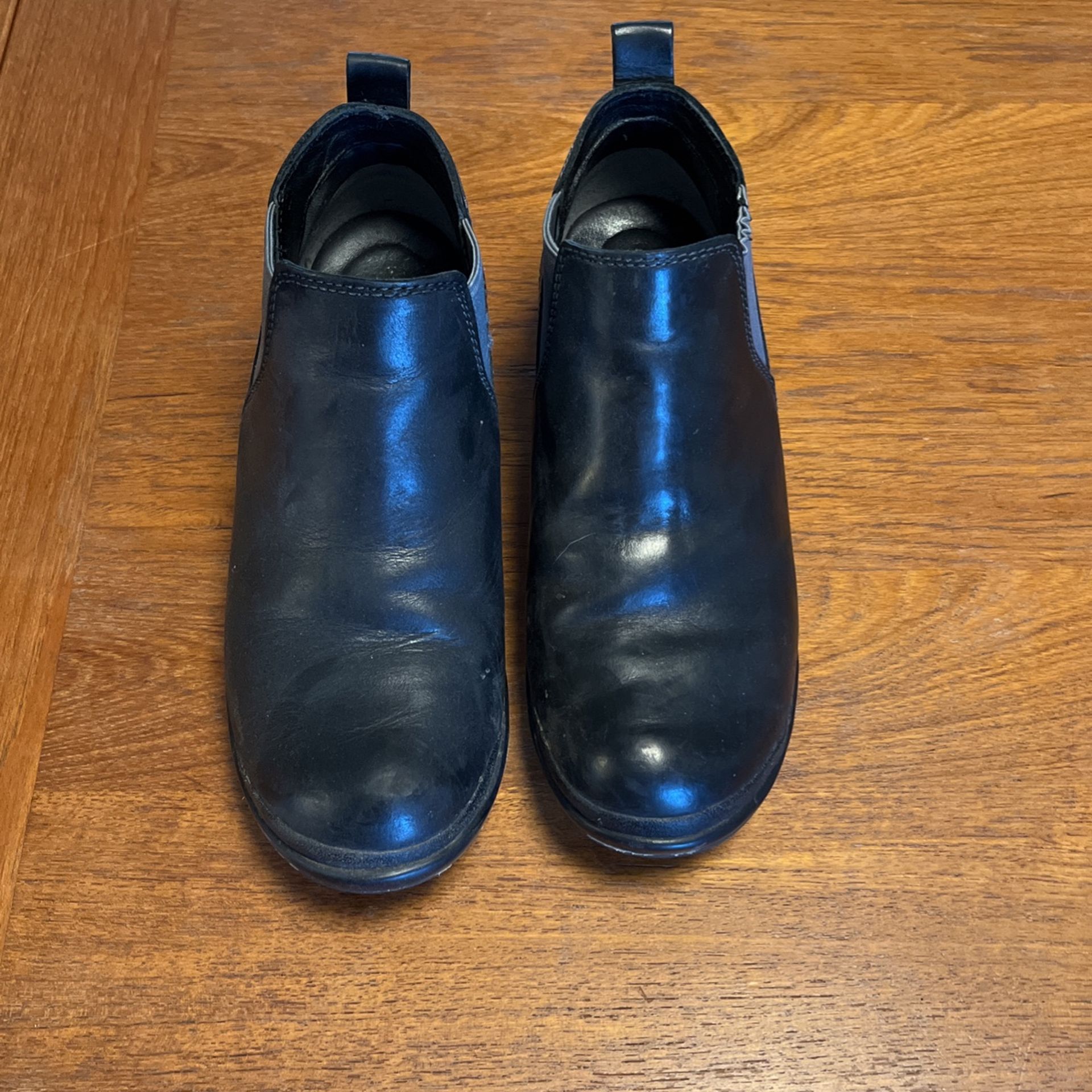 Keen Women’s 7.5 (38) Boots 