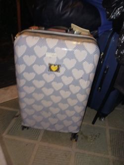 28IN JUICY COUTURE SPINNER LUGGAGE GREAT CONDITION 18 FIRM