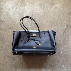 BNWT BALENCIAGA BELAIR BAG 