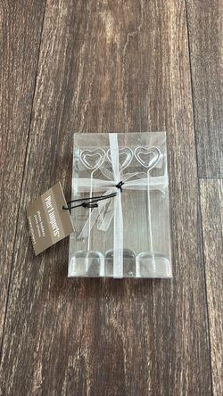 Pier 1 Imports Heart Shaped Wire Glass Base Photo Stand Notecard Holder Set of 3 BRAND NEW