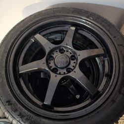 Wheels: I only have 3. I have another one, but it is not good.