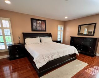 Bedroom set - King Size