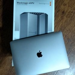 Macbook Air 13" (Early 2020 - i3) + Blackmagic eGPU RX580