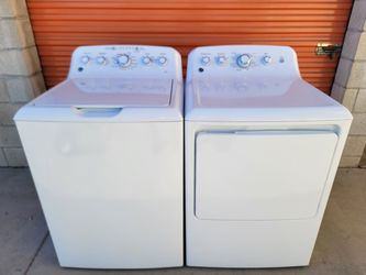 Just Like New!!! Very Deluxe!!! GE, DeepFill, Turbo, Washer with Huge, Oversized, Stainless Steel, Tub and Matching, GE, Extra Large Capacity, Gas Dry