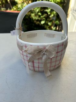 Small ceramic basket.