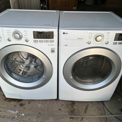 LG Washer And Gas Or Electric Dryer 