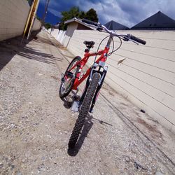 GT AGGRESSOR 3.0 ALUM FRAME ATB MTN BIKE REFURBISHED OBO
