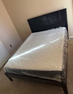 Bed and mattress