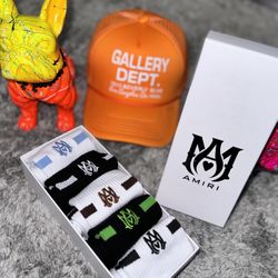 Luxury Hat And Socks