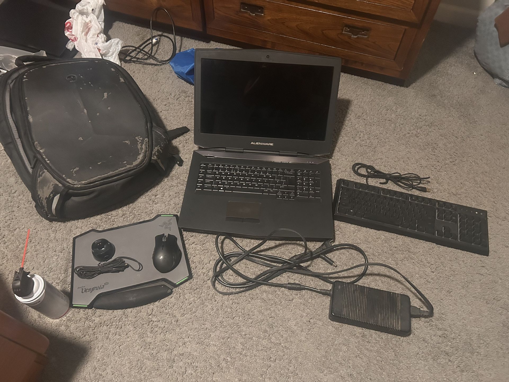 Alienware 18 Laptop (2014) & Computer Accessories