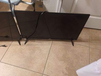2 19-In ONN TVs gently used