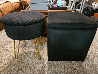 Small storage ottomans