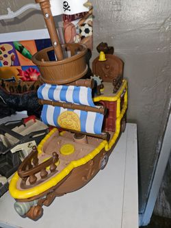 Boat toy