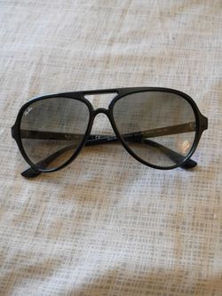 Ray-Ban Sunglasses