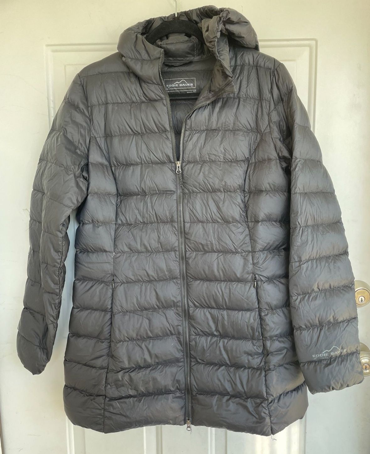 Eddie Bauer CirrusLite Down Parka Gray size M