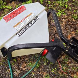 Swisher Commercial Pro Spreader 