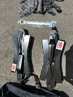 Trailer RV Jacks  Stabilizers