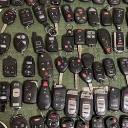 Kia new key fob Toyota key fob Hyundai key fob Mini Cooper key fob Nissan key fob Bentley new key fob Ford key fob Chevrolet key fob Bmw key fob 