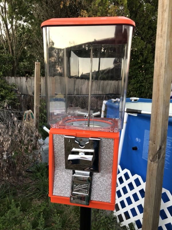 Gumball machine. for Sale in Hampton, VA - OfferUp