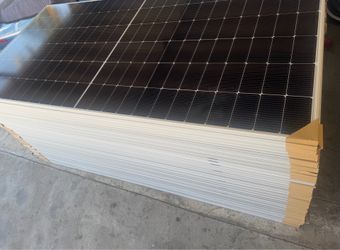 Discount if you buy 10 or more Price for each.Brand New BYD 580W High-Efficiency Monocrystalline Solar Panel – Model BYD580NLBK-36 Never installed • F