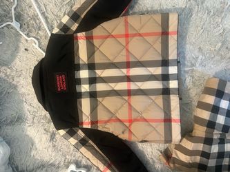 Toddler boys Burberry jacket and shorts 18m 2T