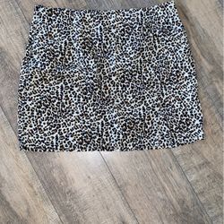 Leopard skirt