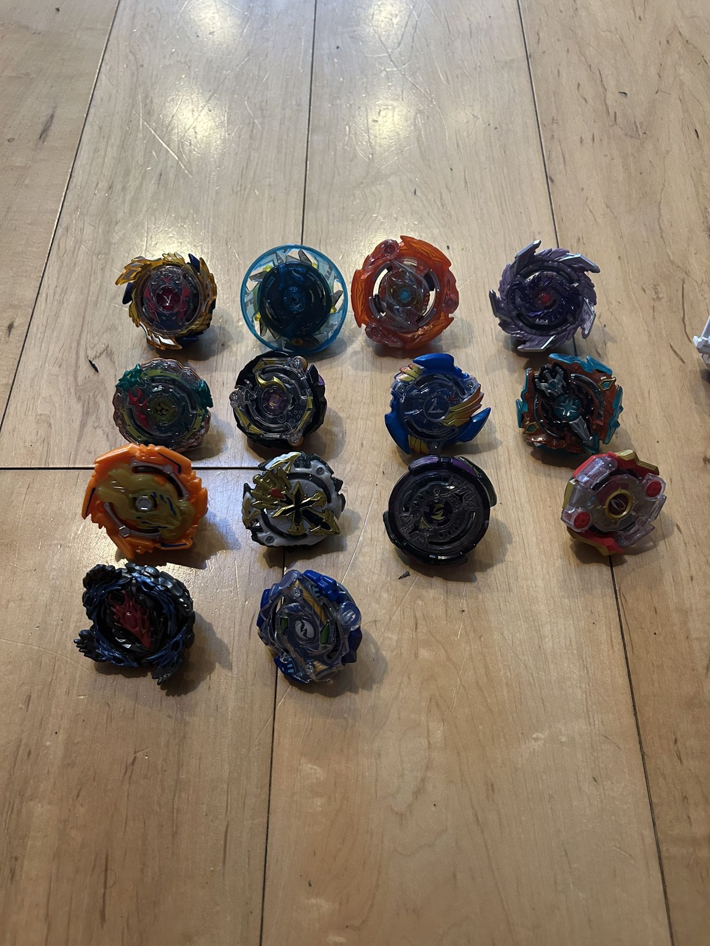 Beyblade Burst Lot