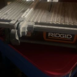 Rigid Table Top Wet Tile Saw