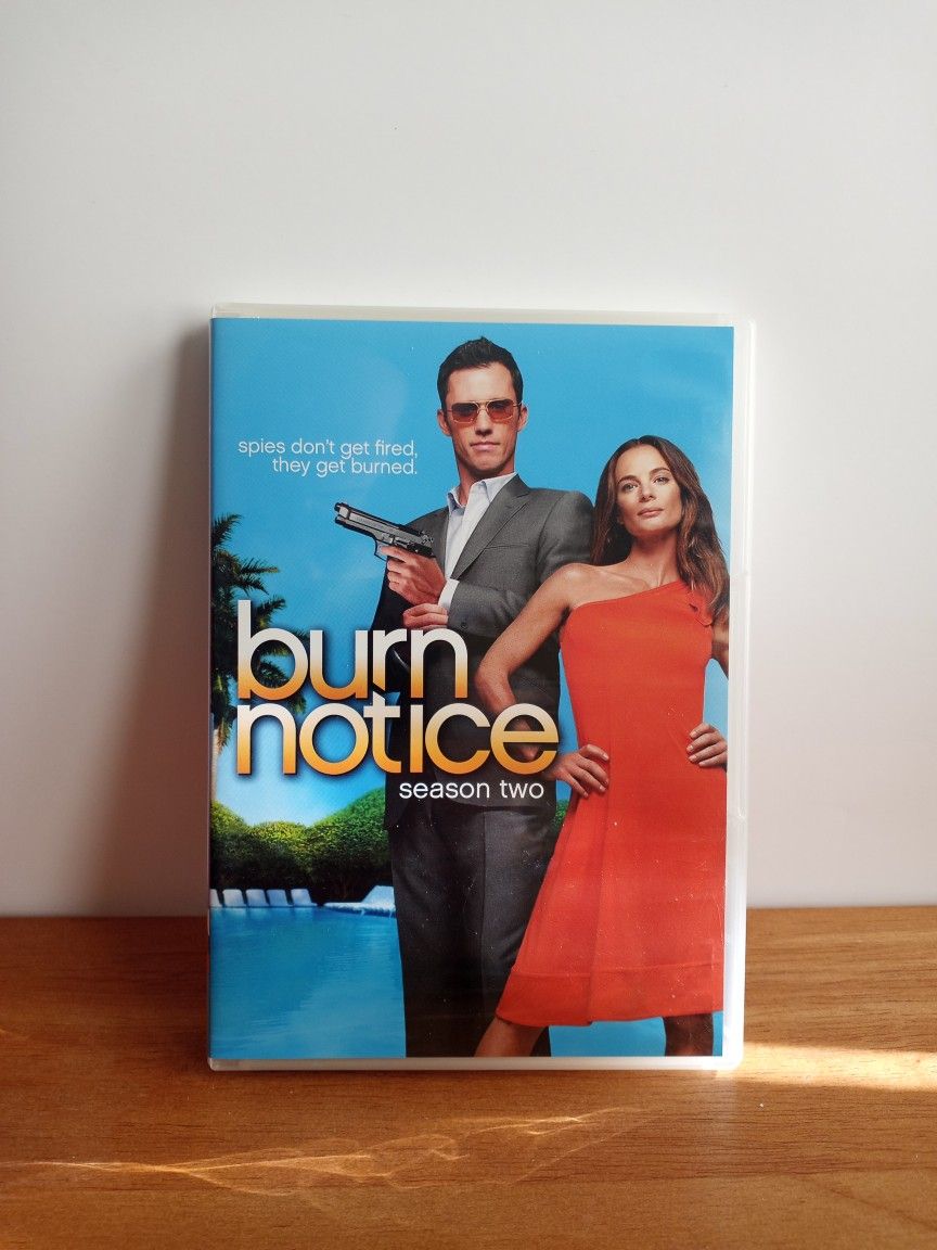 Burn Notice - Season 2 (DVD, 2009, 4-Disc Set)