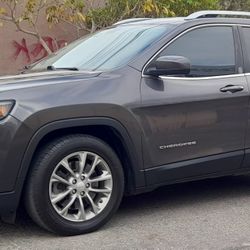 2019 Jeep Cherokee