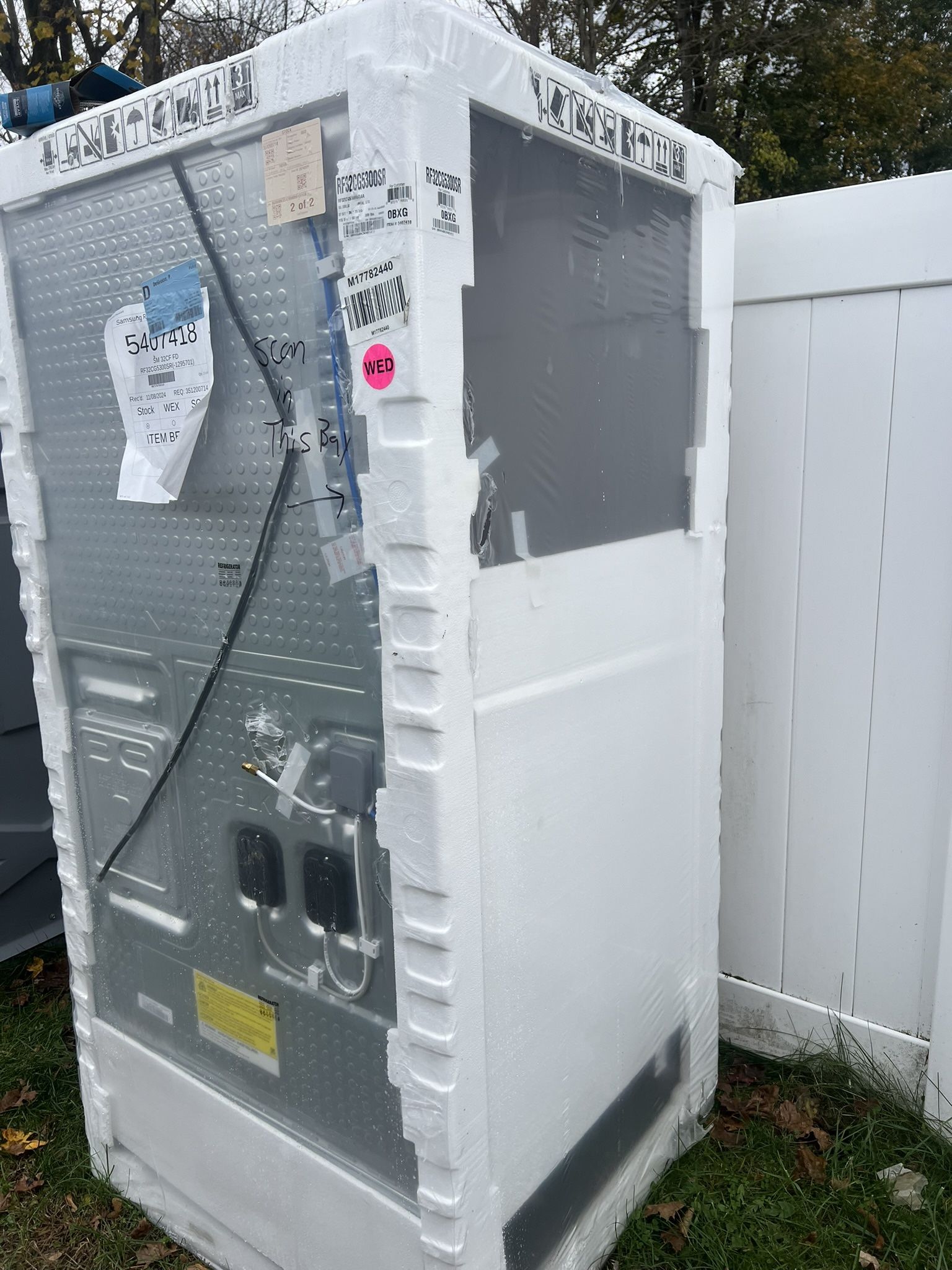 Refrigerator/ Nevera