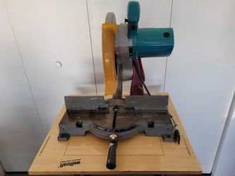 Makita LS-1000 miter saw