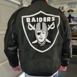 Leather And Suede Jacket From The Oakland Stadium. 20 Yrs Old Mint Condition  New Liner