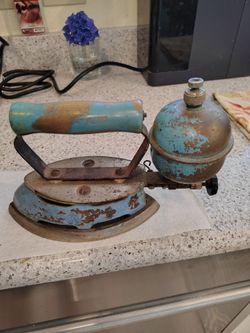 Vintage 1930's Coleman Instant-Lite Model 4A Gasoline Clothes  Iron