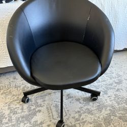 Black leather Office Chair