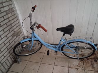 Blue bicycle 🚲