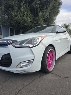 Hyundai Veloster