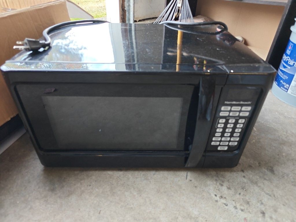 Hamilton Beach Microwave