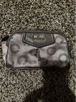 Cute Y2k Authentic Coach Gray Silver Signature C Dotted Cosmetic Makeup Bag 👝