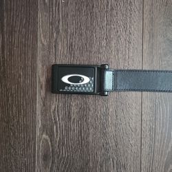 Oakley Belt