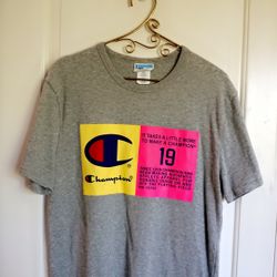 Champion Shirt Size M