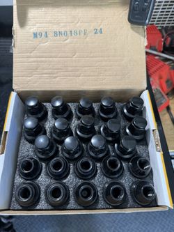 2015–2024 Ford F-150, Dynofit Lug Nuts