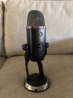 Blue Yeti X Mic w/adjustable arm & stabilizer