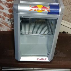 Working Red Bull Mini Fridge Baby Cooler 2020 Tested Works