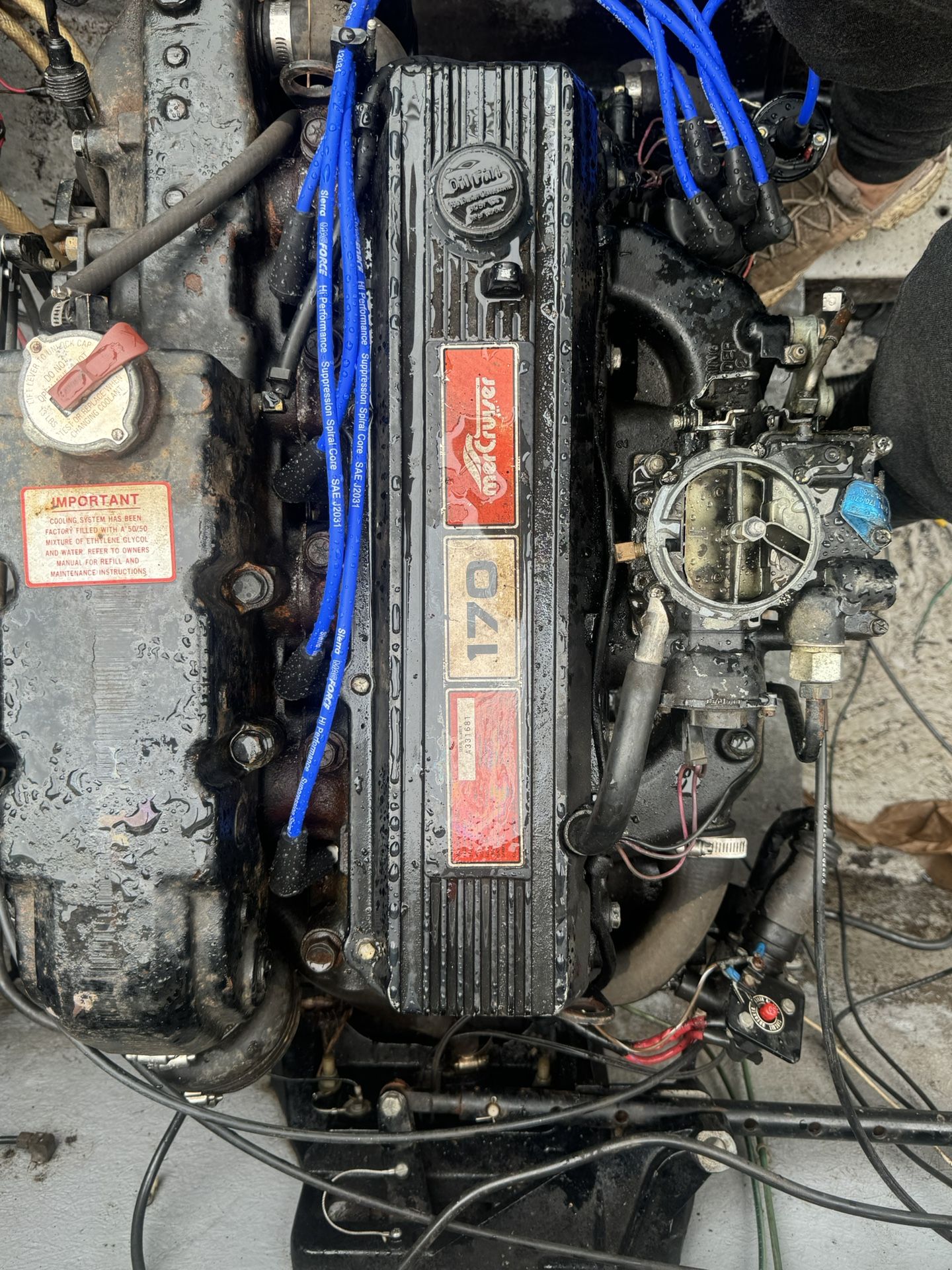 Mercruiser Engine ( Running)