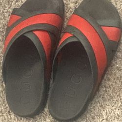 Gucci Slides 