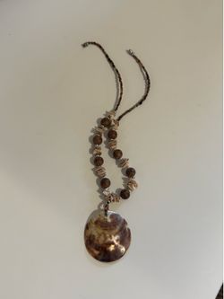 Brown island necklace