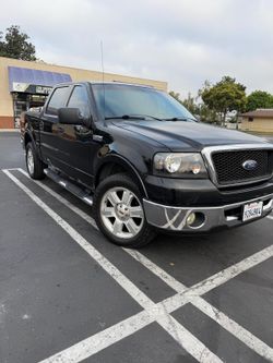 2007 Ford F-150 XLT 5.4L V8 RWD – 132,134 Miles  Selling my 2007 Ford F-150 5.4L V8 RWD with 132,134 miles. The truck runs and drives well and has a c