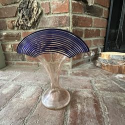Art Deco Art Noveau Fan Shaped Vase Vintage Glass